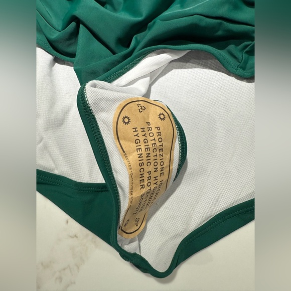 Ekouaer Women's One Piece Swimsuit Ruched Tummy Control Bathing Suits, Size:L - Picture 7 of 7